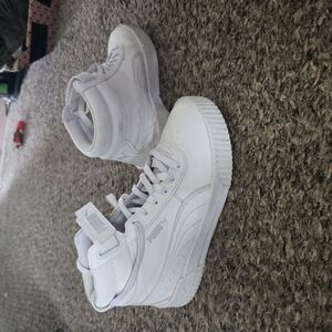 Puma High Top Tennis Shoes